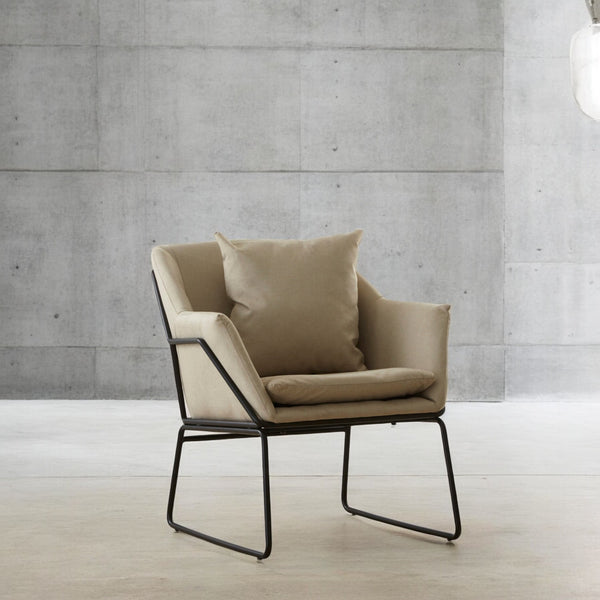 Frida - Armchair - Stone & Black