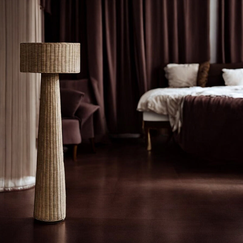 Mio Floor Lamp - Natural