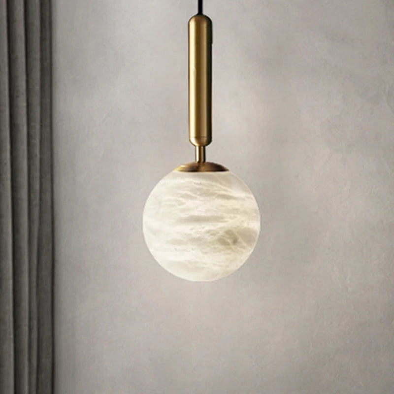 Mia - Pendant - Alabaster & Gold